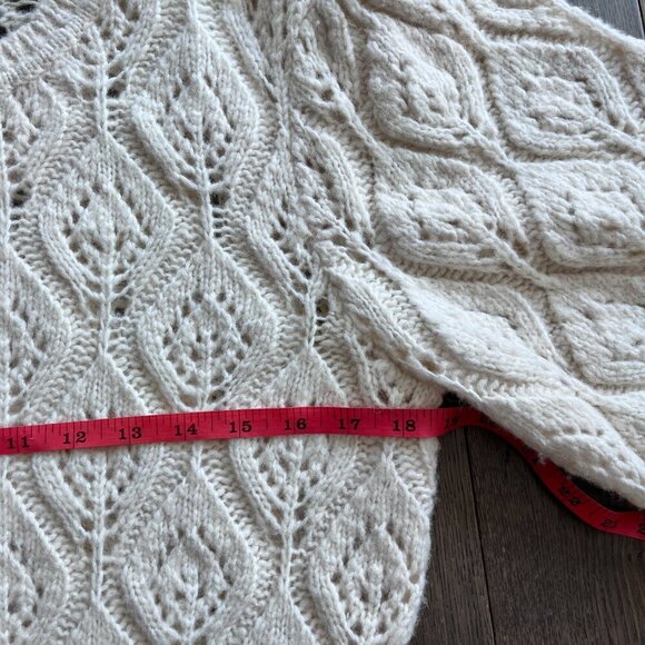 7 For All Mankind Pointelle Crochet Sweater Cream Bubble Sleeve Size M Boho Chic - Picture 6 of 7